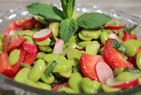 salade-de-fraises-et-feves-ok
